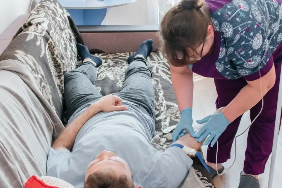 Срочный вывод из запоя в Вятских Полянах: быстро, недорого
